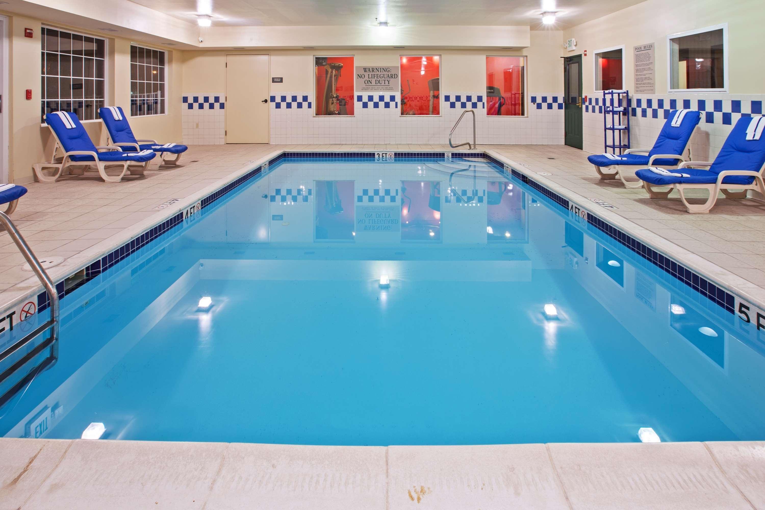 Wingate By Wyndham Youngstown - Austintown ภายนอก รูปภาพ