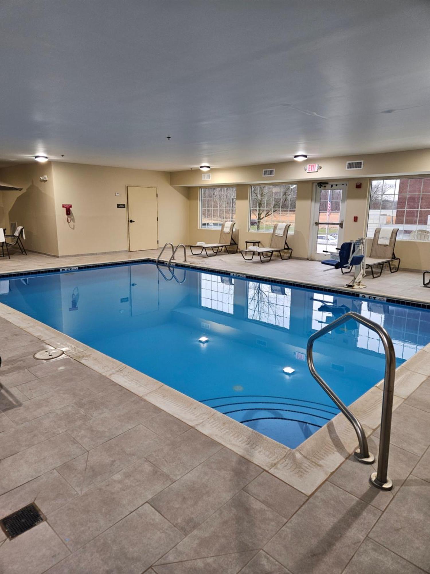 Wingate By Wyndham Youngstown - Austintown ภายนอก รูปภาพ